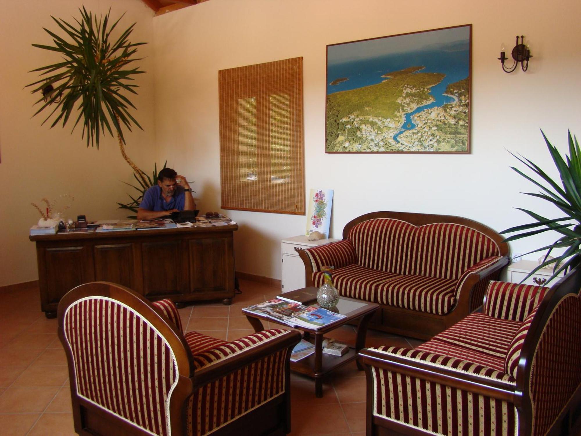 Oleandri Apartment Vrboska